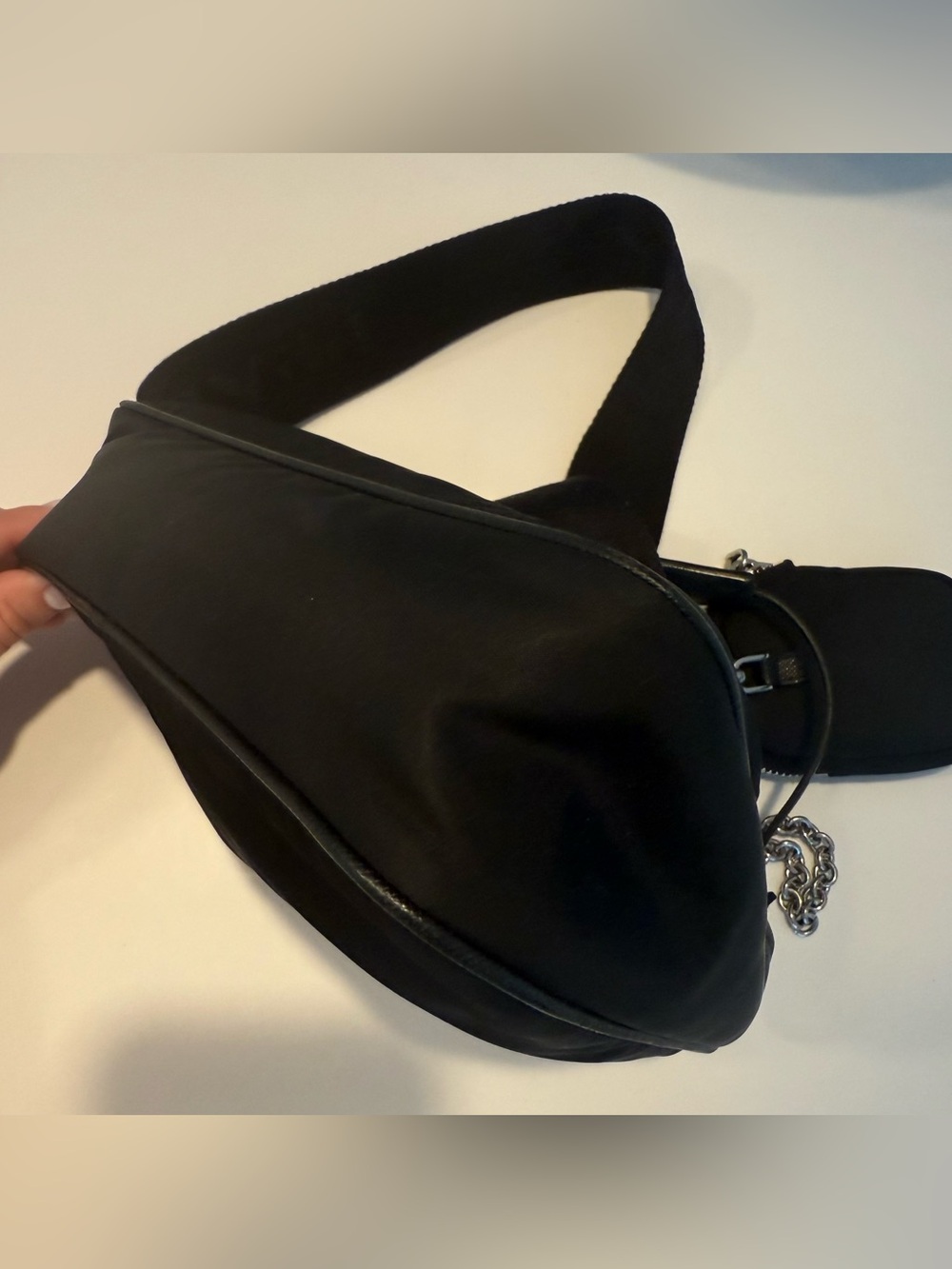 Prada Re-Edition 2005 Re-Nylon Bag - Picture 8 of 8